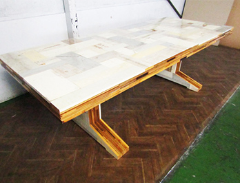キャンティーテーブル イン スクラップウッド（CANTEEN TABLE IN SCRAPWOOD）