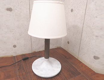 ニキティ テーブルランプ（NIKITI TABLE LAMP）