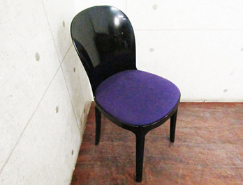 ヴァニティ チェア（VANITY CHAIR）