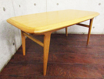 イキ（IKI）ローテーブル