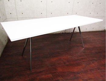 バゲット（BAGUETTE）テーブル