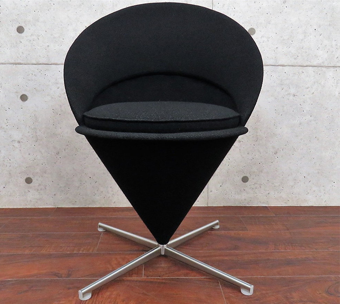 コーン チェア（Cone Chair）